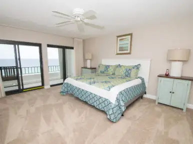 Master Bedroom - King Master Bedroom - King