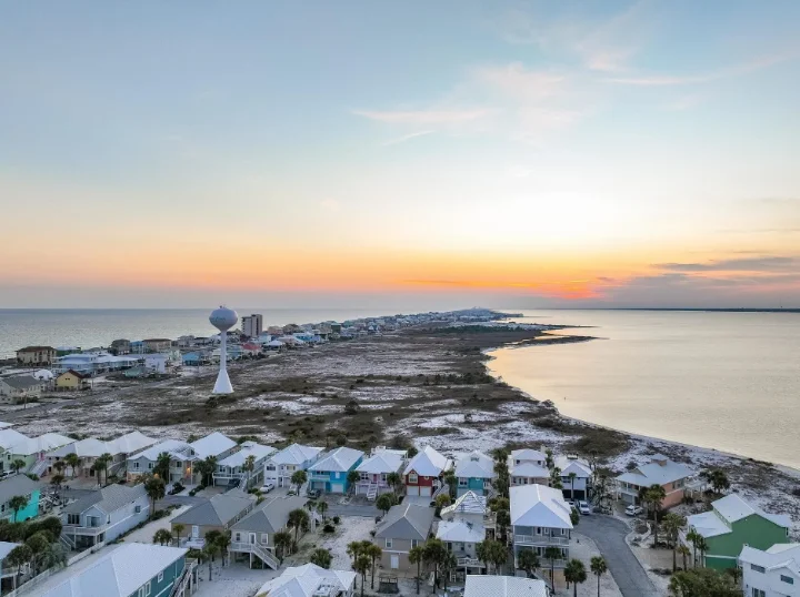 Homeport Rentals | Navarre Beach, FL | Southern Vacation Rentals Homeport Rentals | Navarre Beach, FL | Southern Vacation Rentals