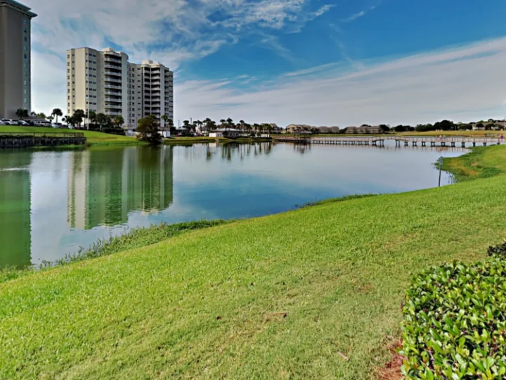 Seascape Lakefront Villas | Miramar Beach | Southern Vacation Rentals Seascape Lakefront Villas | Miramar Beach | Southern Vacation Rentals