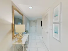 Foyer Foyer