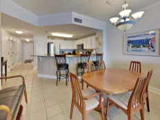 Dining Area Dining Area