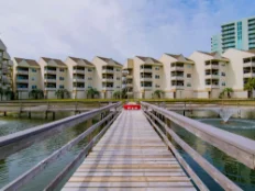Pier Pier
