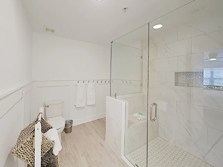 Master Bathroom Master Bathroom
