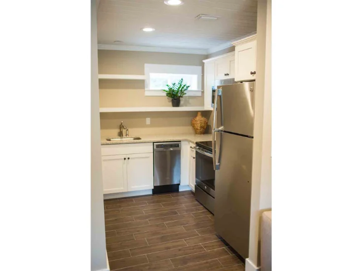 Full Kitchen Full Kitchen