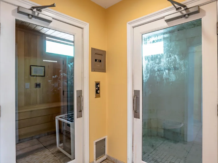Sauna and Steam Room Sauna and Steam Room