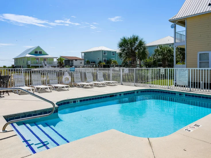 Community Pool Community Pool
