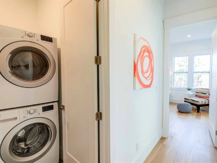 Washer & Dryer Washer & Dryer