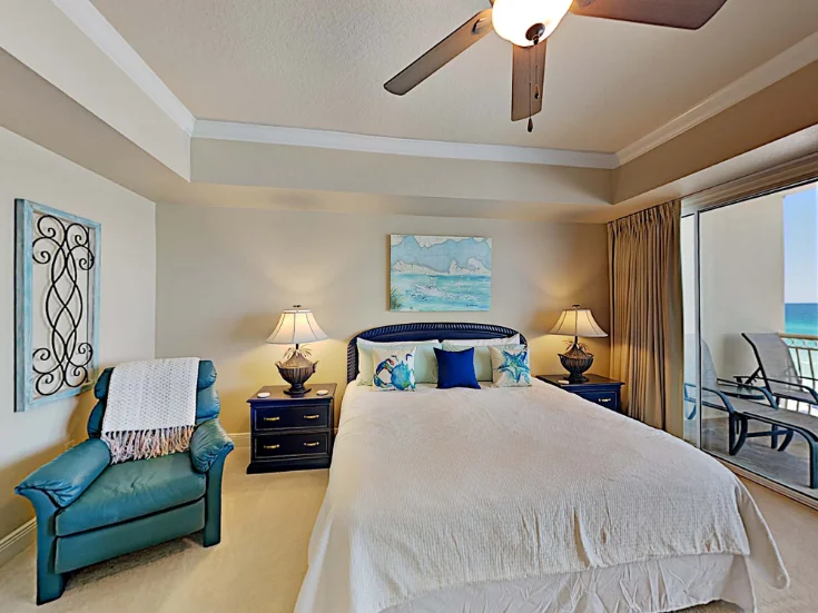 Master Bedroom - King Master Bedroom - King