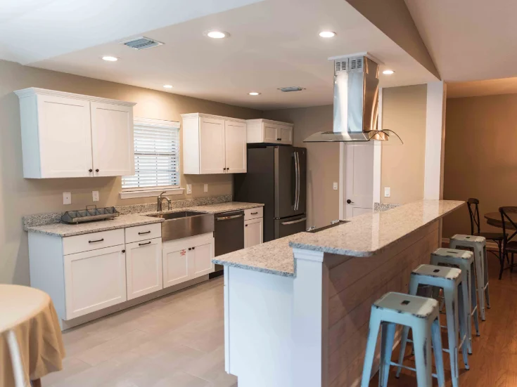 Breakfast Bar and Kitchen Breakfast Bar and Kitchen