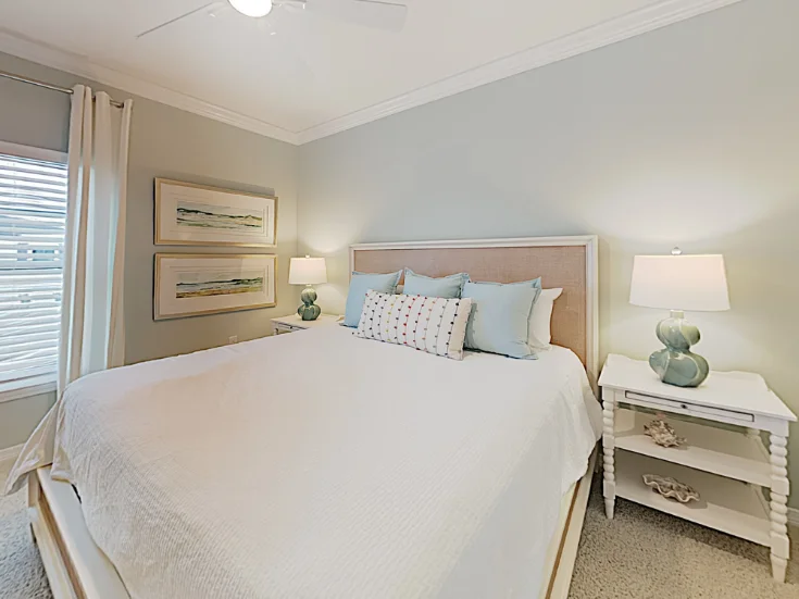 Master Bedroom - King Master Bedroom - King