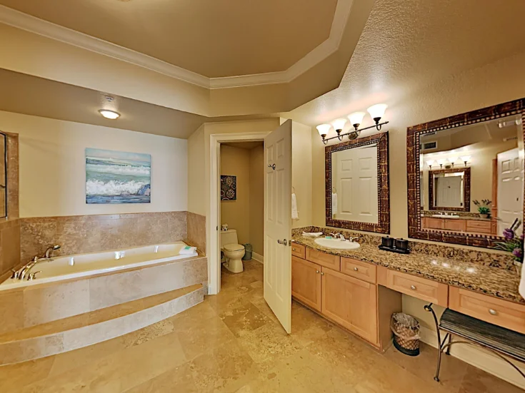 Master Bathroom Master Bathroom