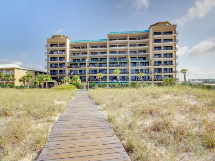 Grand Pointe Grand Pointe