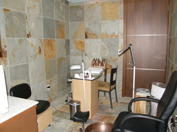Manicure Station Manicure Station