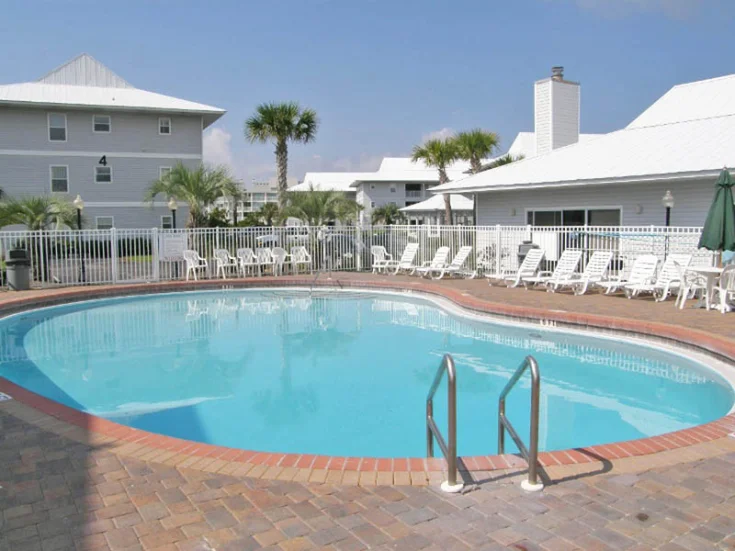 Community Pool Community Pool