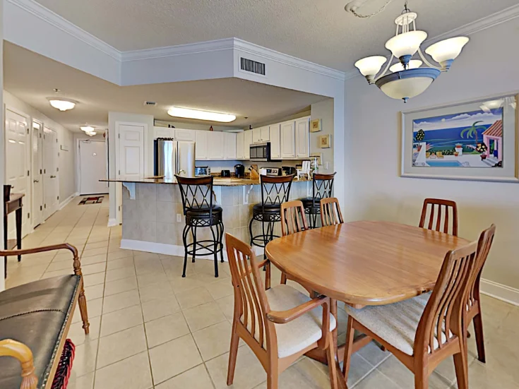 Dining Area Dining Area
