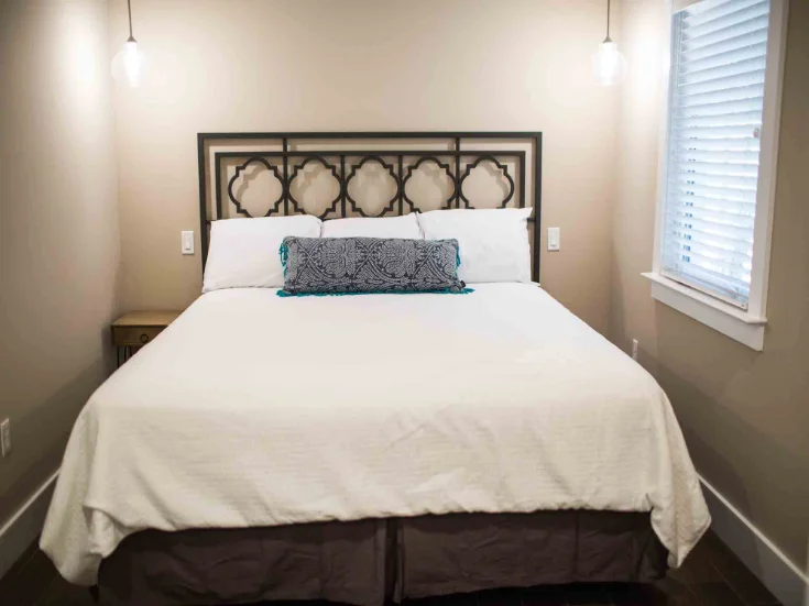 Bedroom - King Bedroom - King