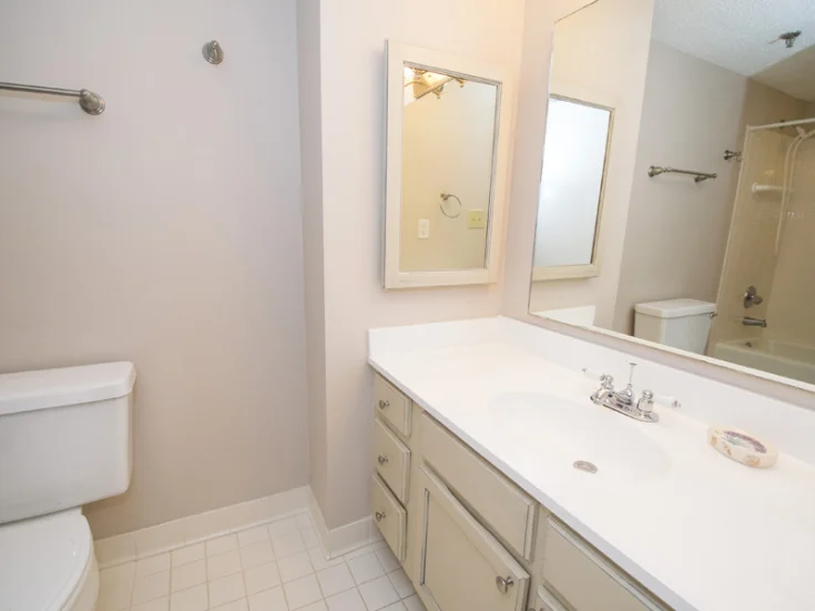 Master Bathroom Master Bathroom