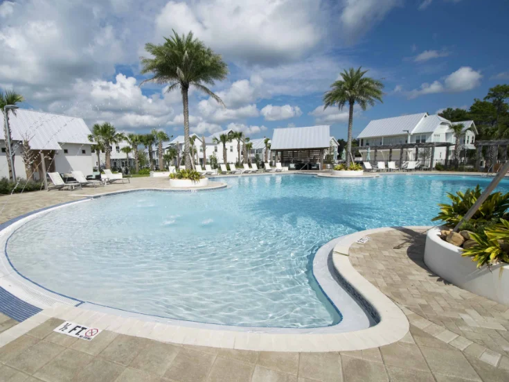 Community Pool Community Pool