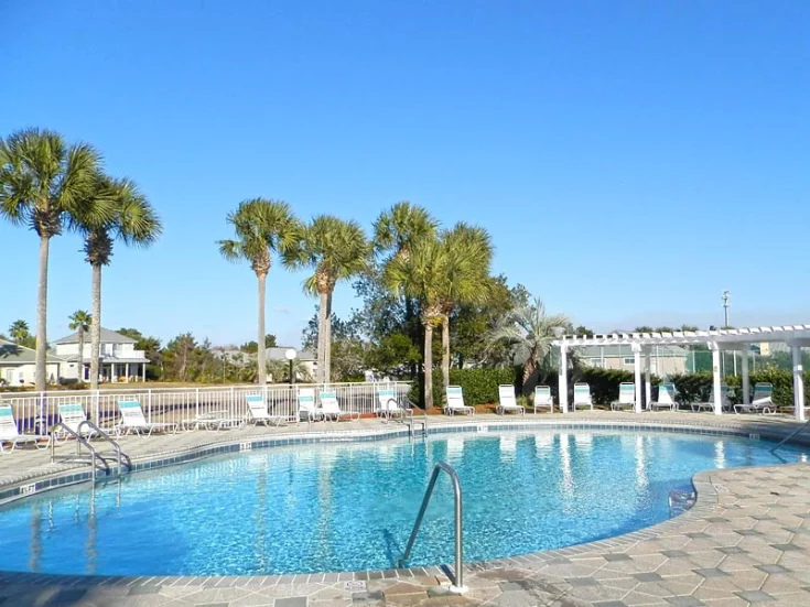 Community Pool Community Pool